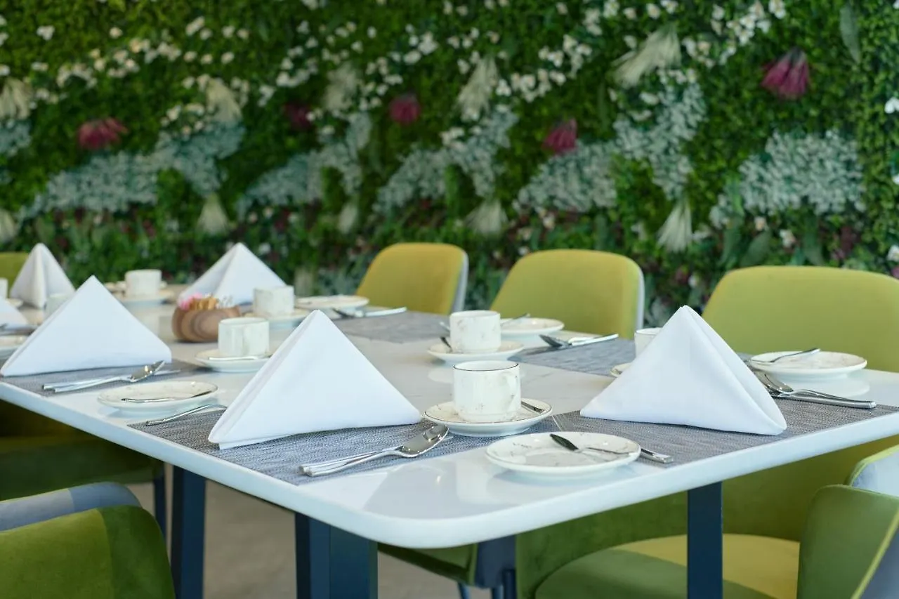 Hotel Holiday International Sharjah